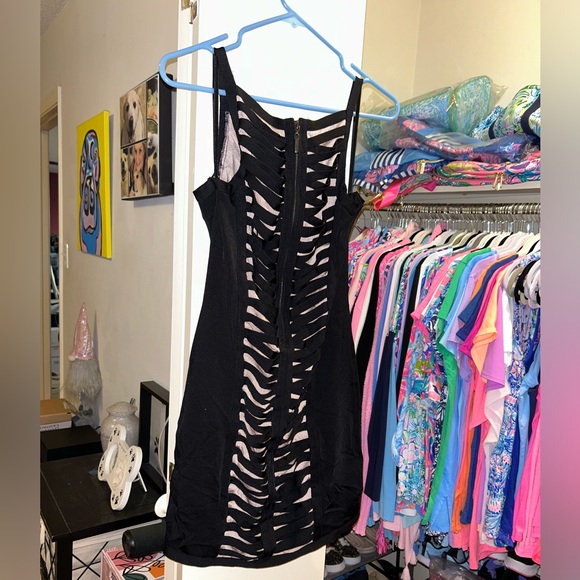 🖤BeBe Bandage Bodycon Dress🖤 - Picture 3 of 12